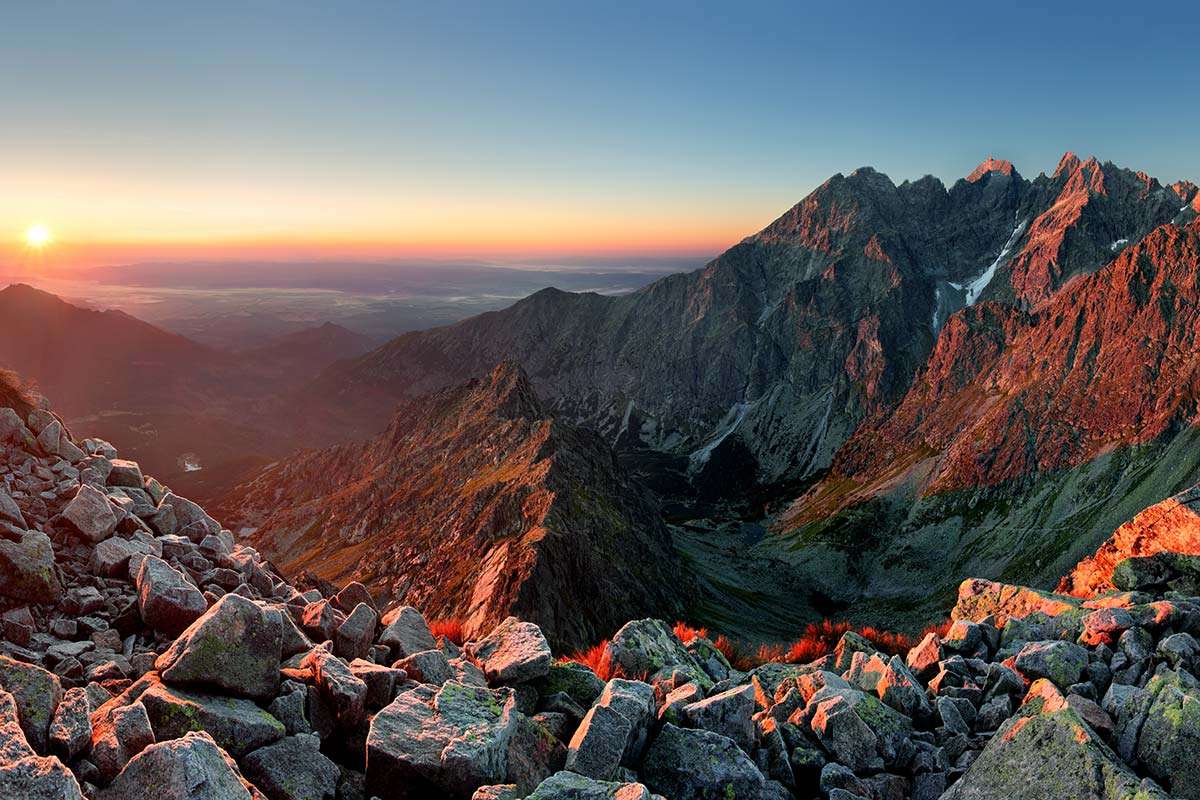 Revista INUA-Slovakia-Tatra-Mountains-web